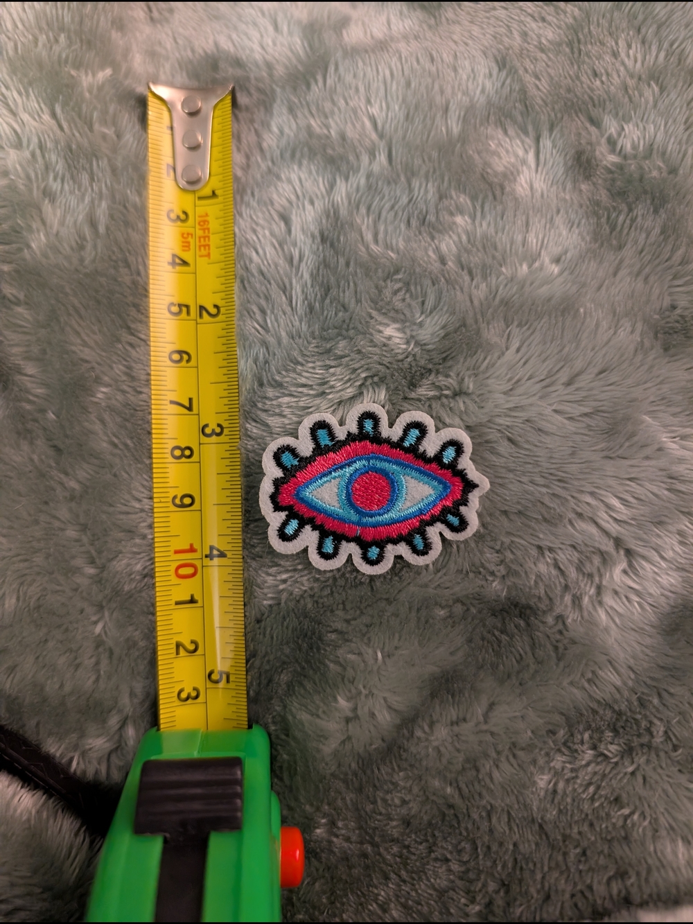 Colorful Eye Embroidered Iron On Patch - Blue + Pink